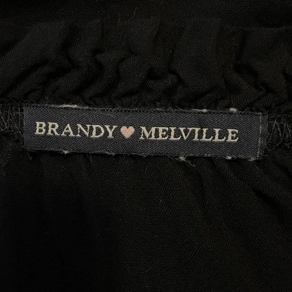 Brandy Melville Black Cropped Off the Shoulder Blouse - Picture 6 of 7